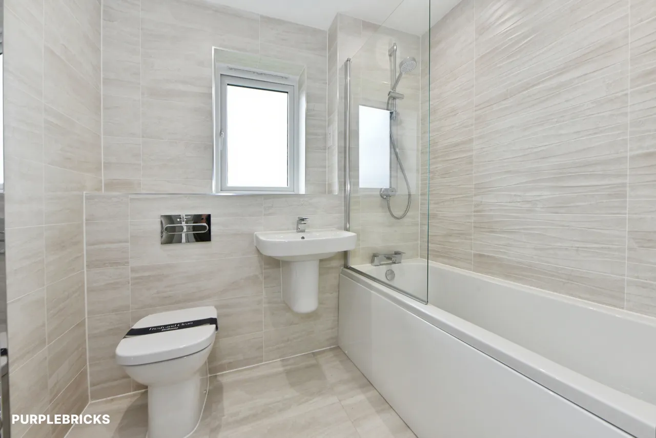 Workers Way, Heywood, OL10, photo 3