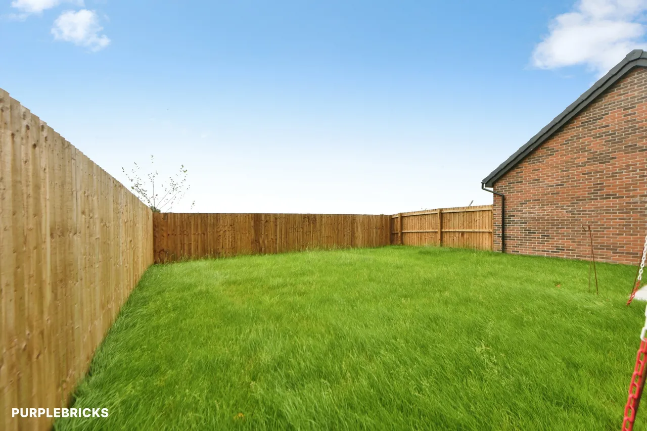 Workers Way, Heywood, OL10, photo 16