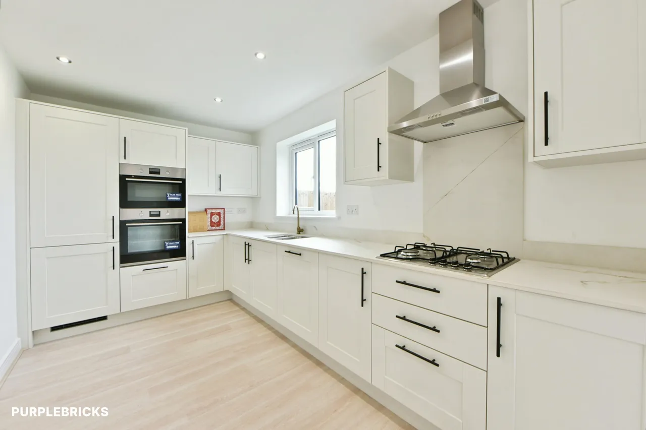 Workers Way, Heywood, OL10, photo 2