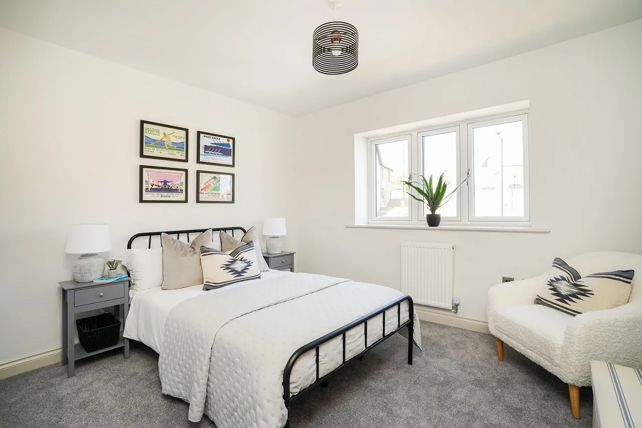 Blyth Road, S66, photo 20