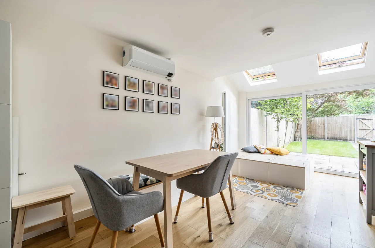 Alexandra Close, Walton On Thames, KT12, photo 5