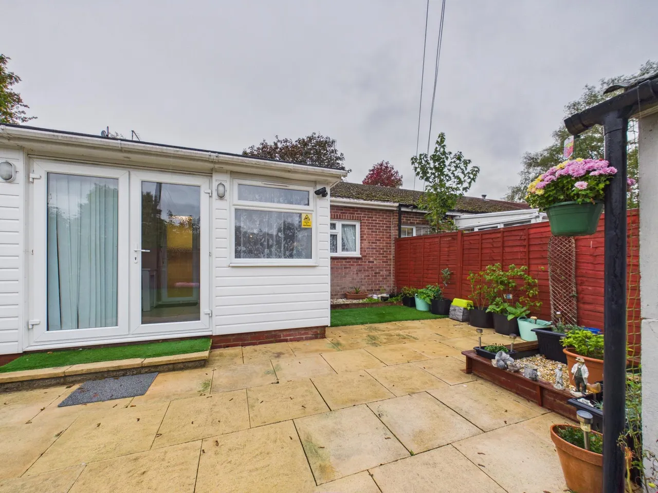 Elmhurst, Tadley, RG26, photo 12