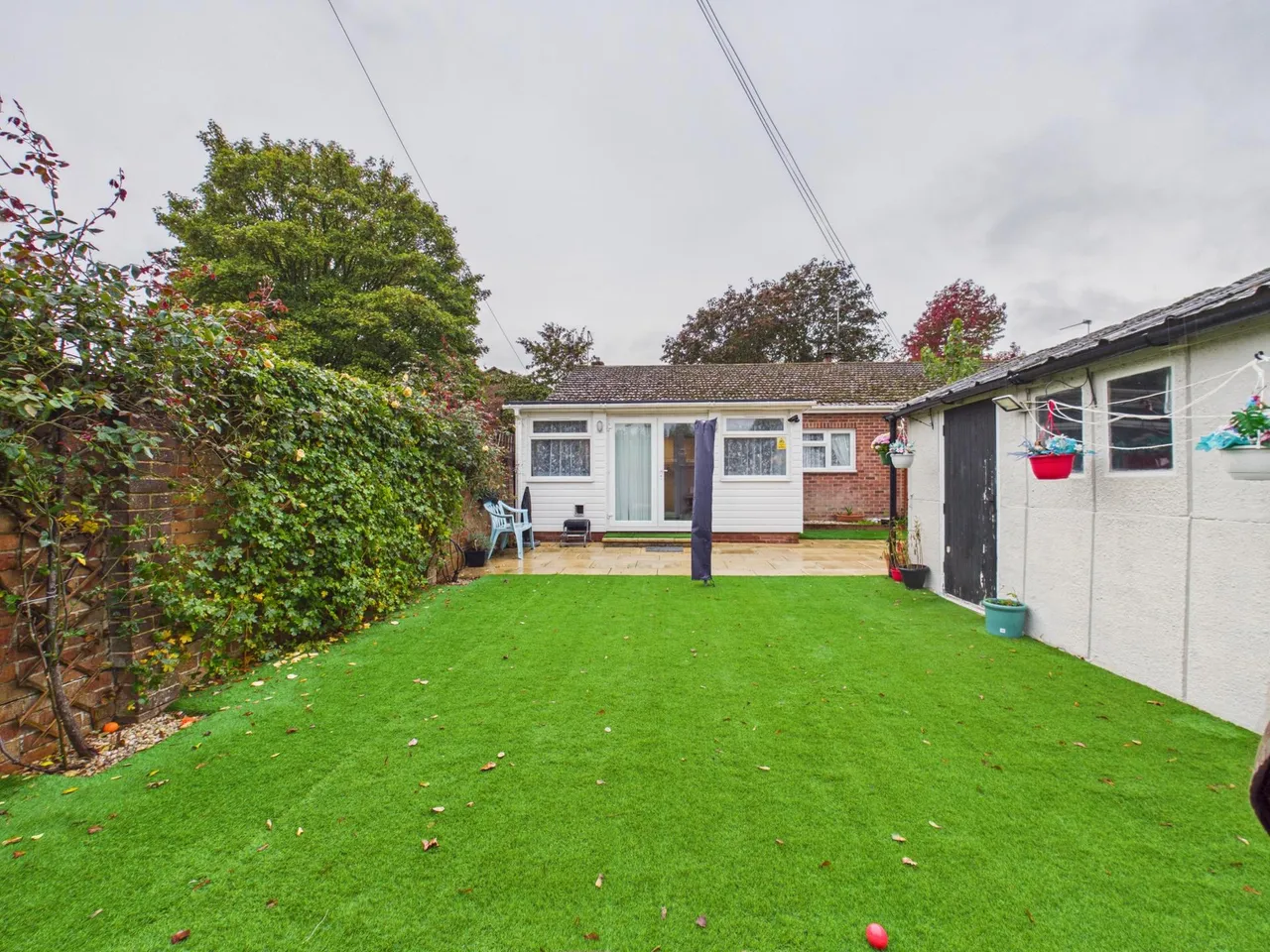 Elmhurst, Tadley, RG26, photo 13