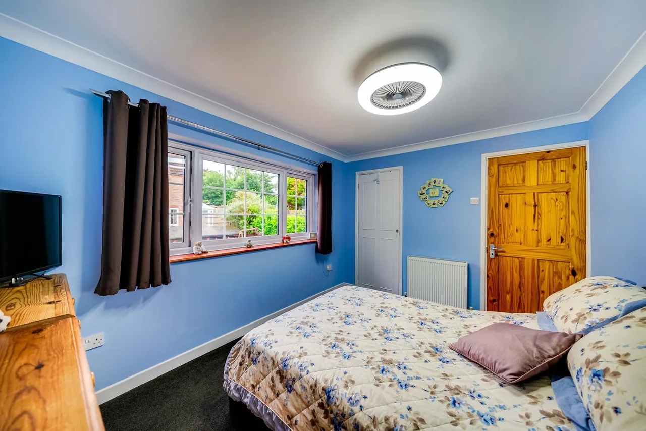 Holland Close, Bromley, BR2, photo 15