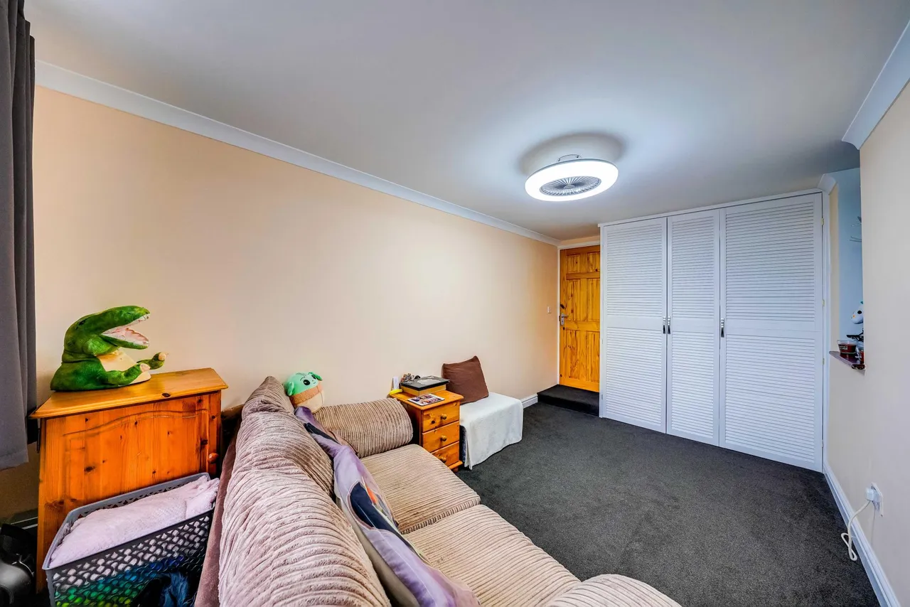 Holland Close, Bromley, BR2, photo 25