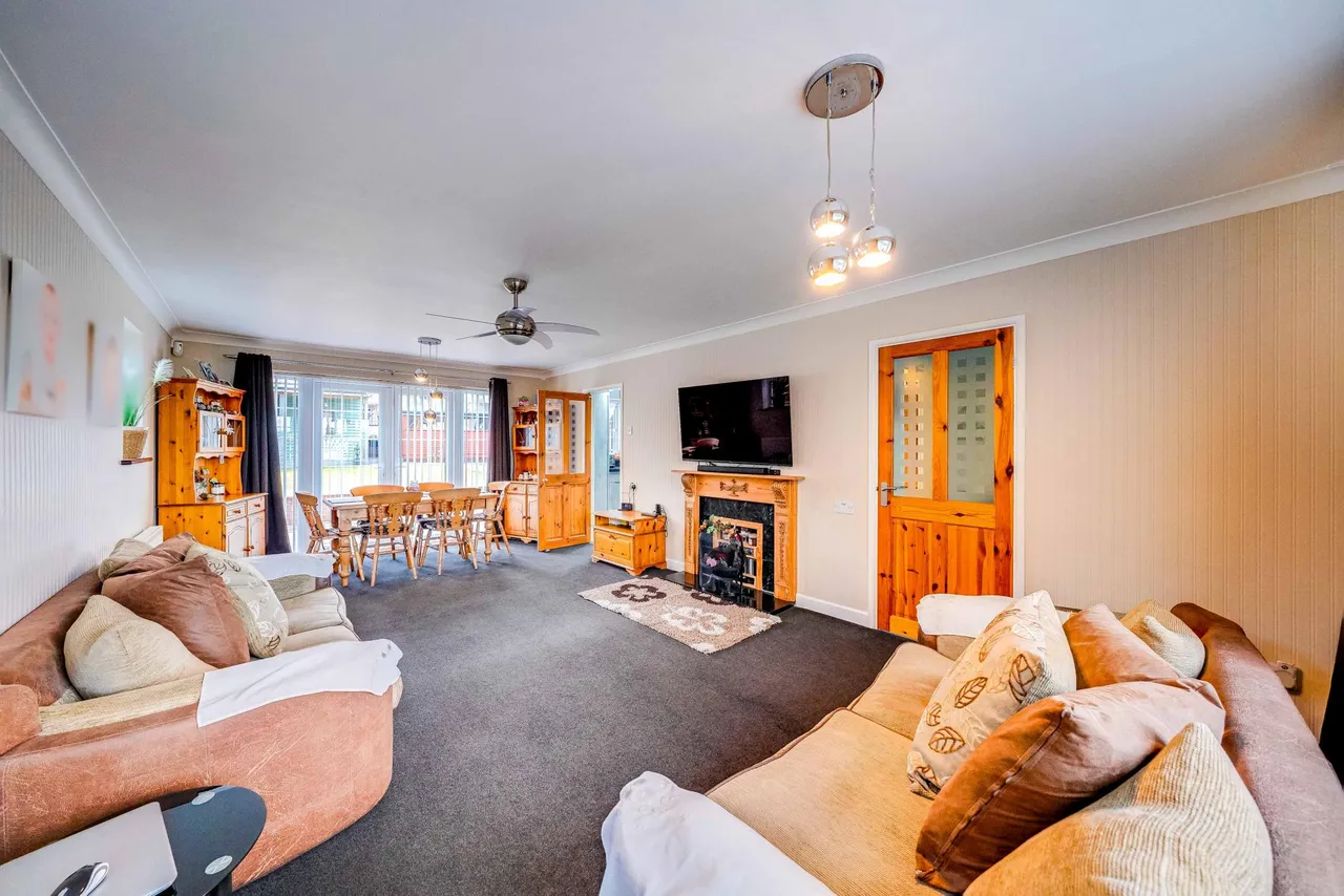Holland Close, Bromley, BR2, photo 3