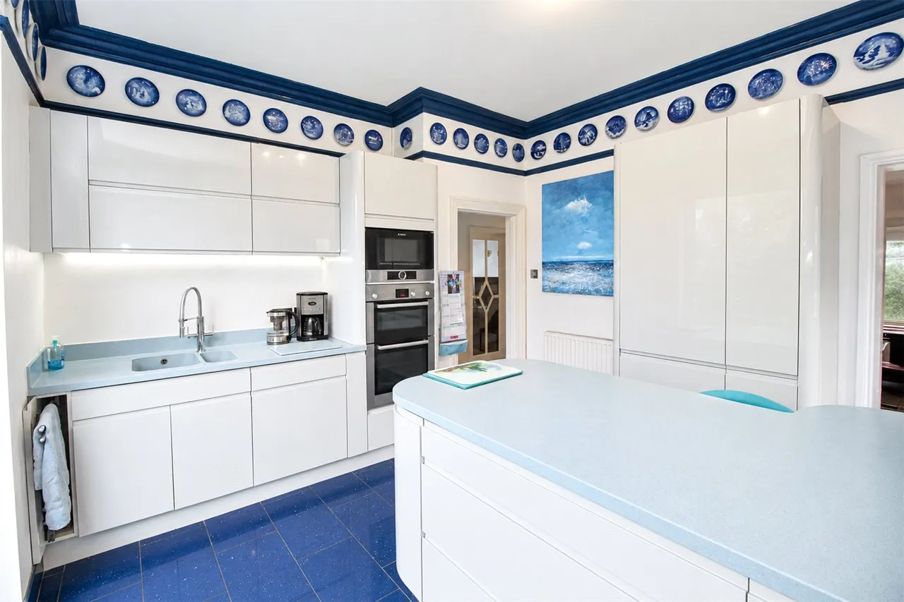 St. Georges Park Avenue, Westcliff-on-Sea, Essex, SS0, photo 12