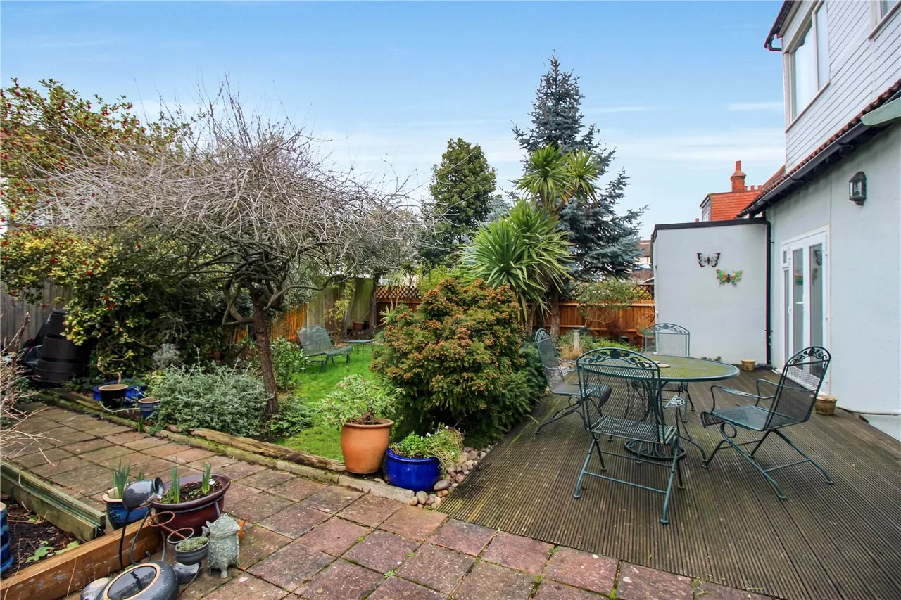 St. Georges Park Avenue, Westcliff-on-Sea, Essex, SS0, photo 6