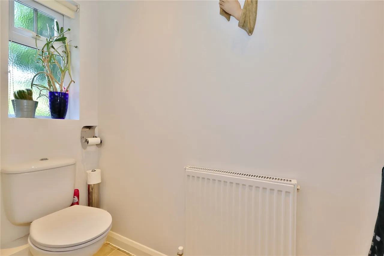 Bonsey Lane, Woking, GU22, photo 16