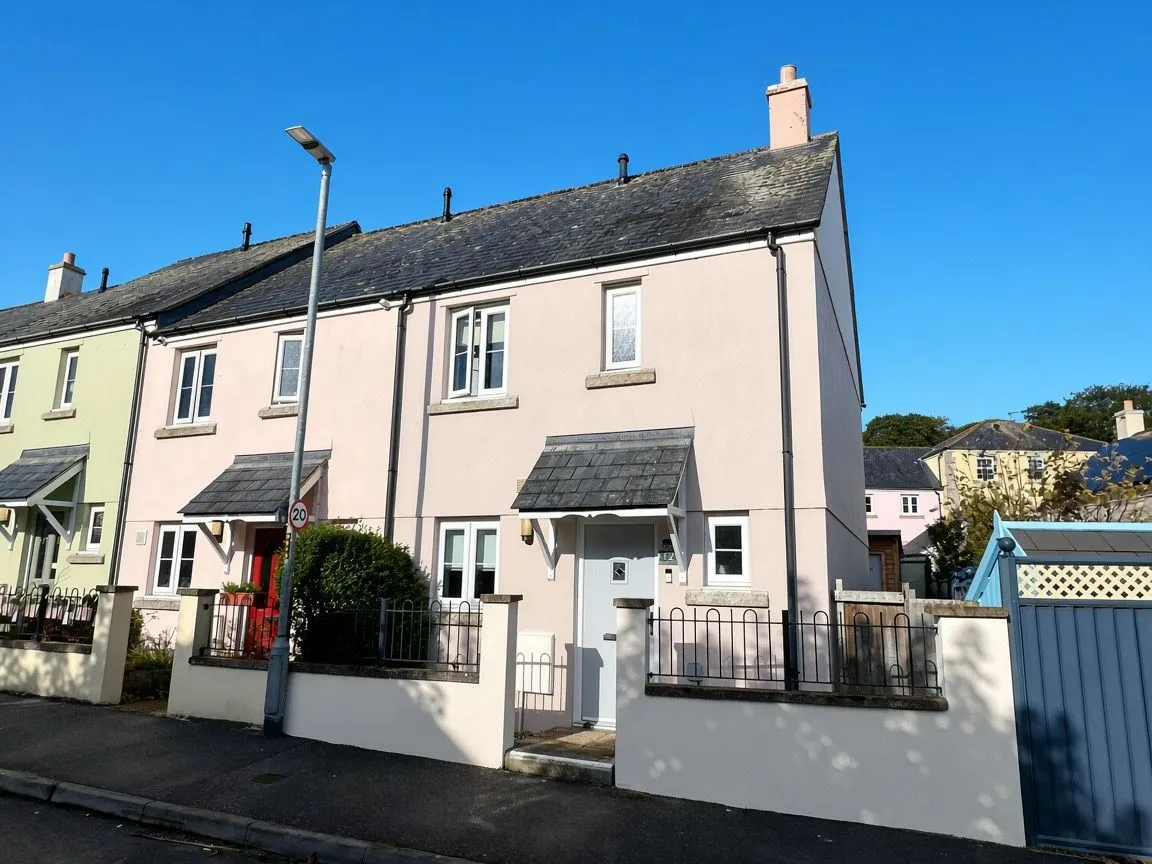 2 bed house for sale, Manor Farm Road, Duporth, PL26