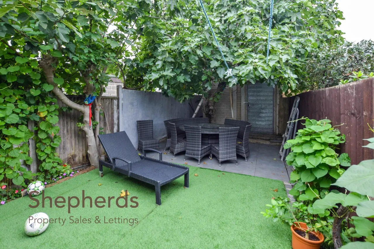 Seaforth Drive, Waltham Cross, EN8, photo 18