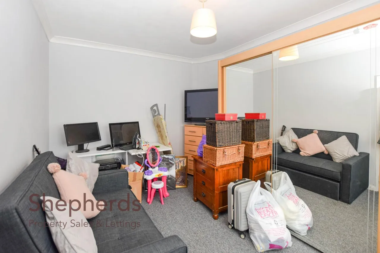 Seaforth Drive, Waltham Cross, EN8, photo 8