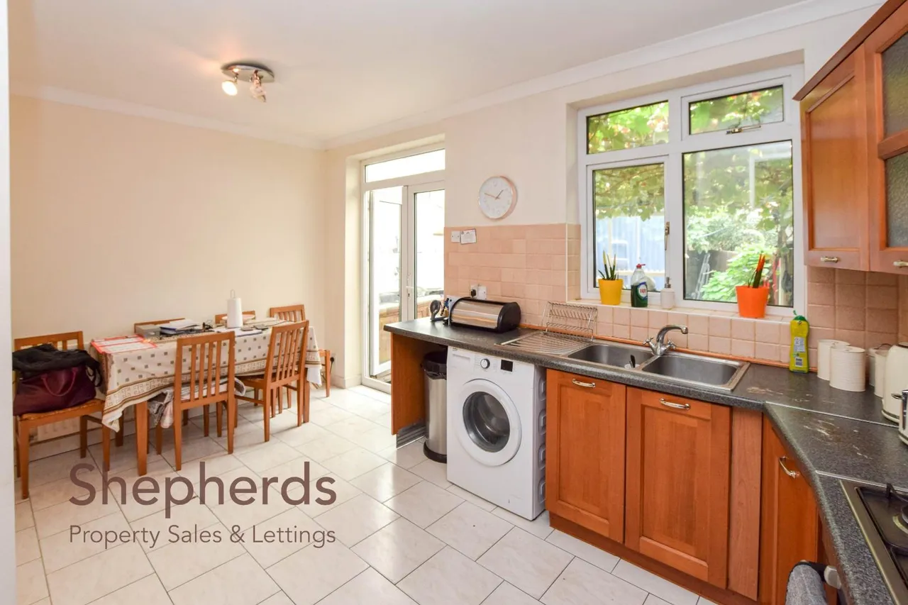 Seaforth Drive, Waltham Cross, EN8, photo 6