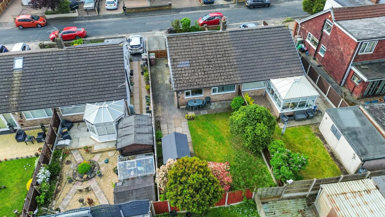 Porlock Avenue, Sutton Leach, St. Helens, St. Helens, WA9 4PE, photo 2