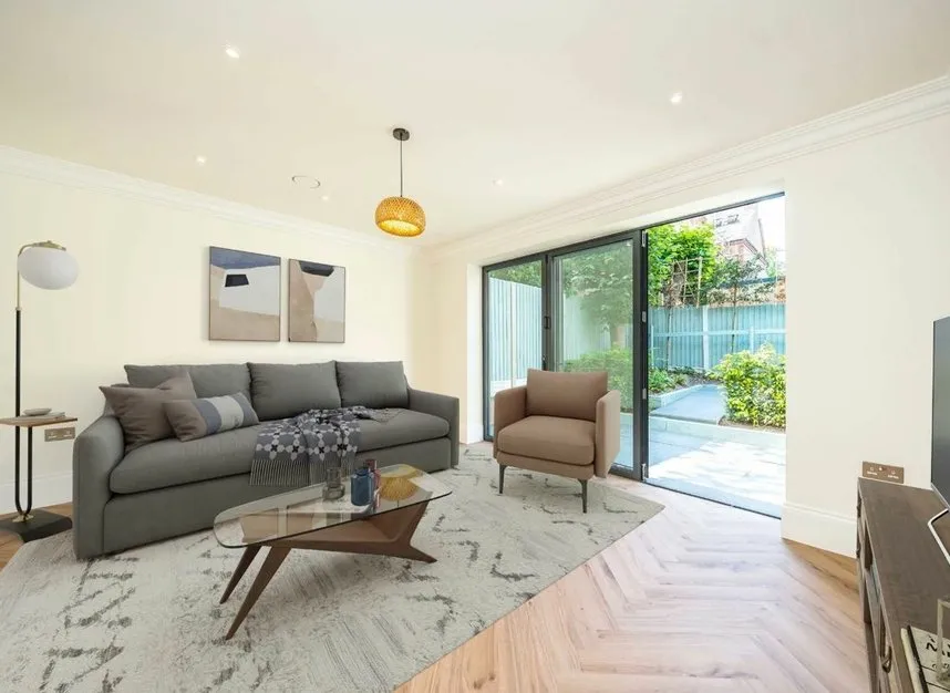 Cricklade Avenue, Streatham Hill, SW2, photo 4