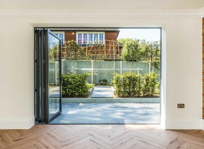 Cricklade Avenue, Streatham Hill, SW2, photo 6