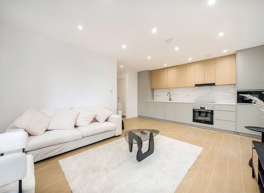 Durnsford Road, Pitt Crescent, SW19, photo 8