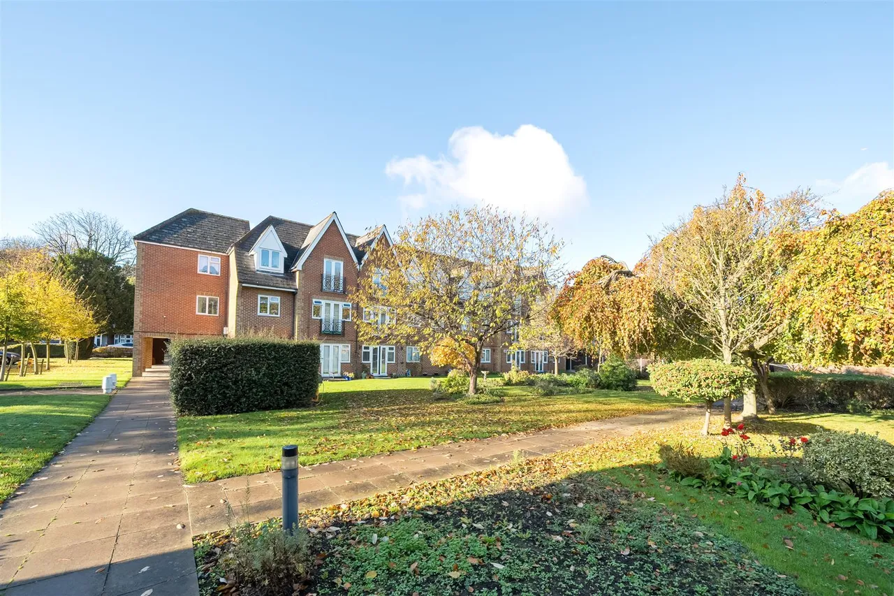 Junction Road, Romford, RM1, photo 16