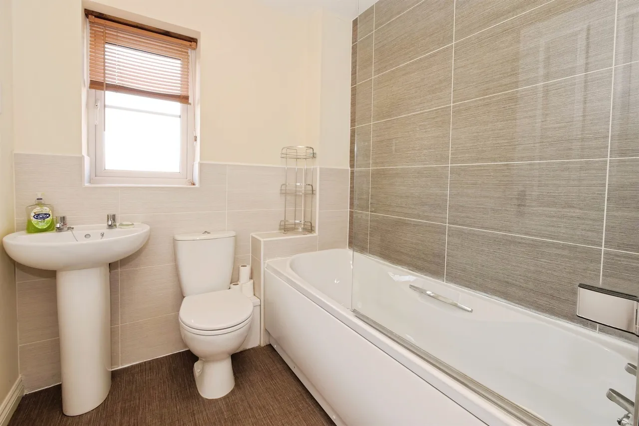 Llys Tre Dwr Bridgend, CF31, photo 19
