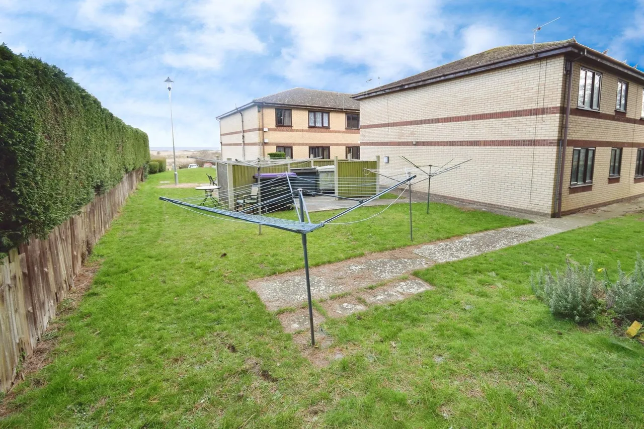 Seacroft Esplanade, Alderney Court Mews, PE25, photo 11