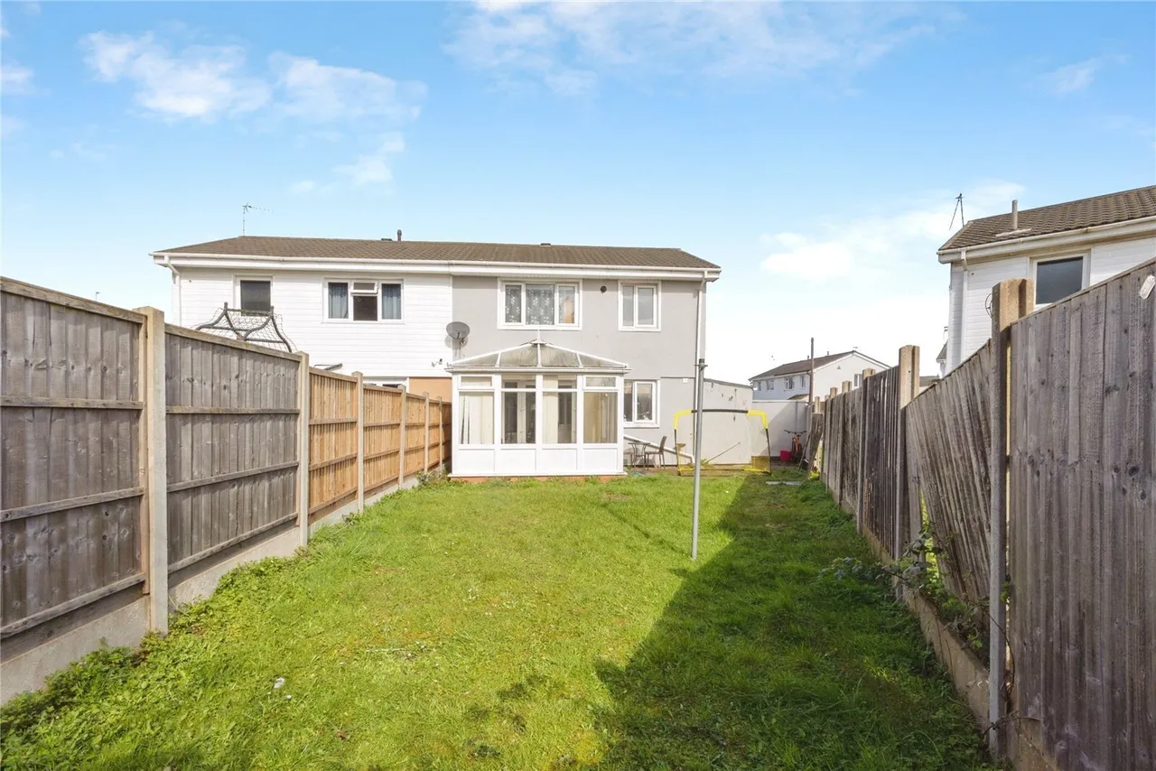 Hackett Road, New Parks, LE3, photo 15