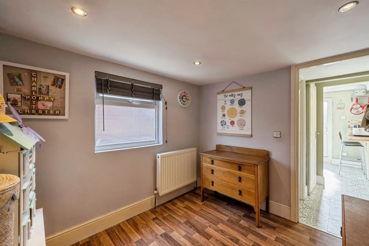 Marton Grove, Hatfield, DN7, photo 12