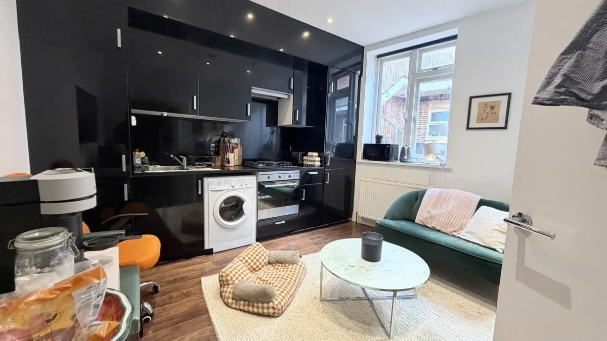 3 bed flat to rent, Coleridge Road, London, N8