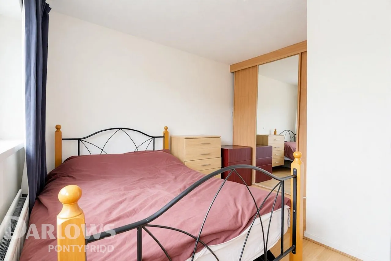 Quarry Hill Close, Pontypridd, photo 7