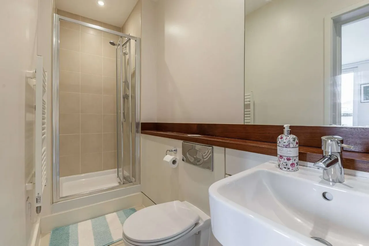 Pittville Place, Cheltenham, Gloucestershire, GL52 3HZ, photo 11