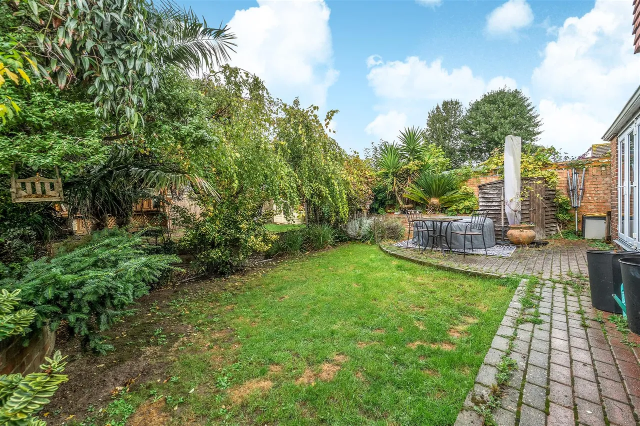 Arundel Road, Cliffsend, Ramsgate, CT12 5DZ, photo 9