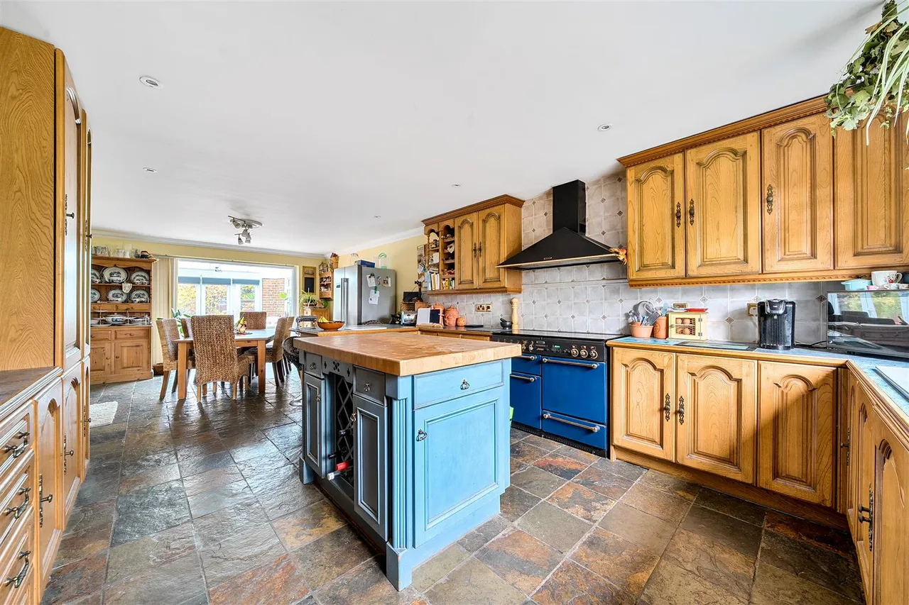 Arundel Road, Cliffsend, Ramsgate, CT12 5DZ, photo 5