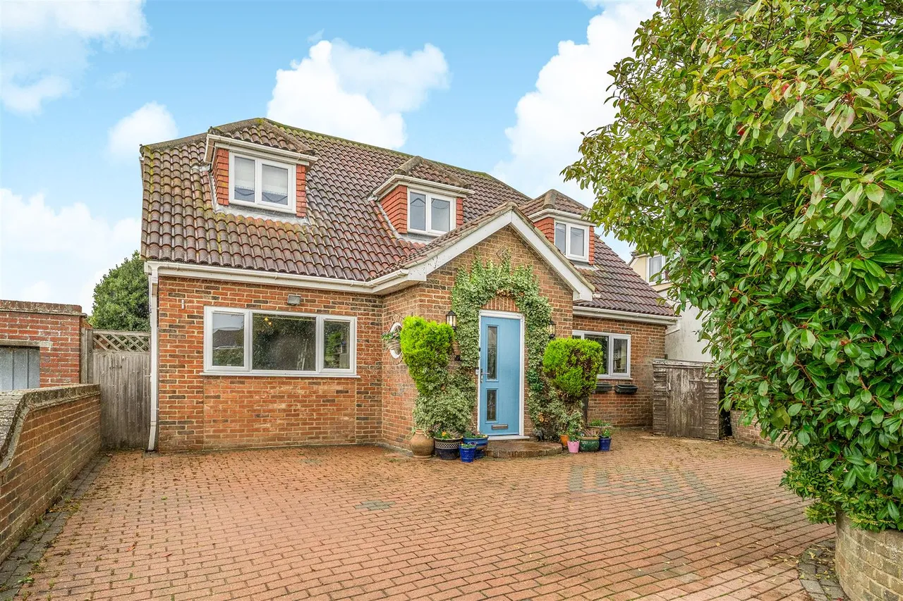 4 bed house for sale — Arundel Road, Cliffsend, Ramsgate, CT12 5DZ
