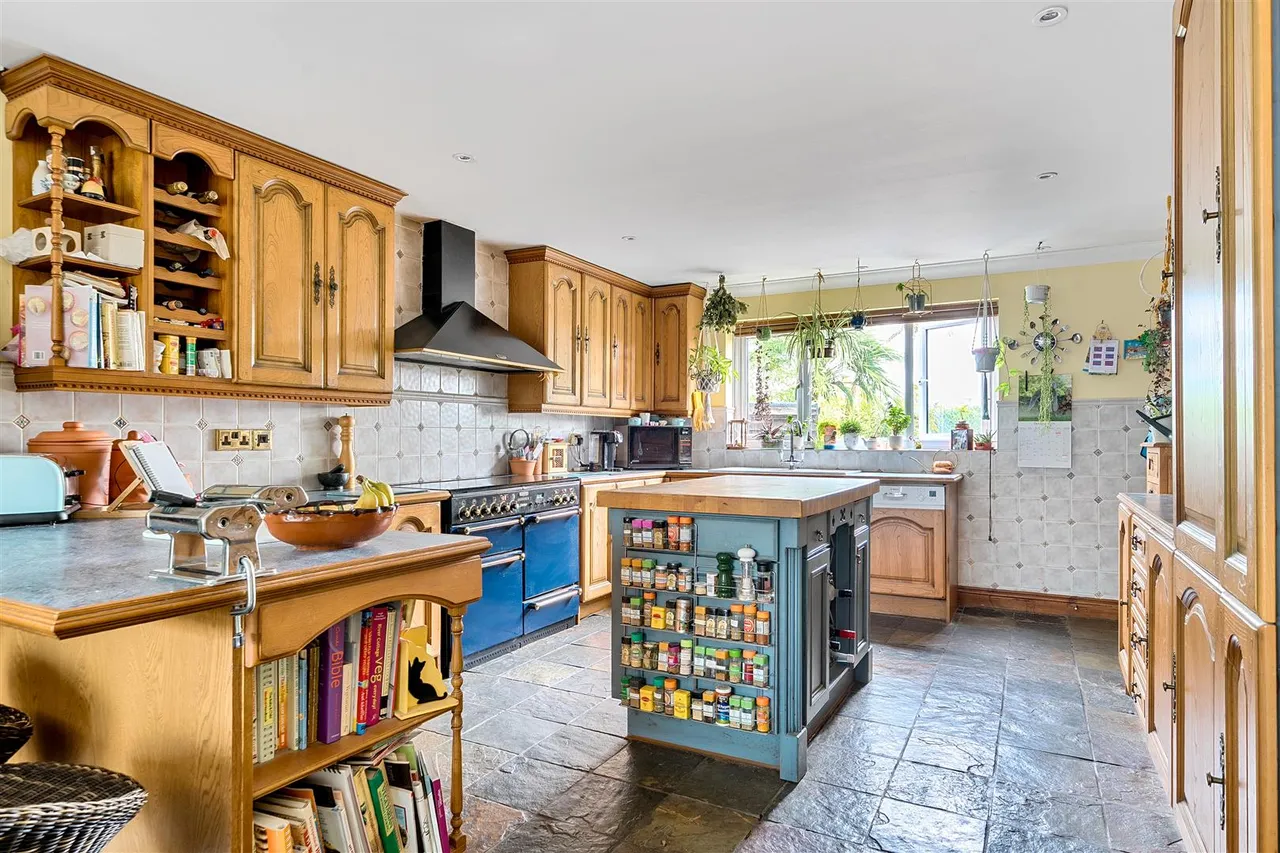 Arundel Road, Cliffsend, Ramsgate, CT12 5DZ, photo 4