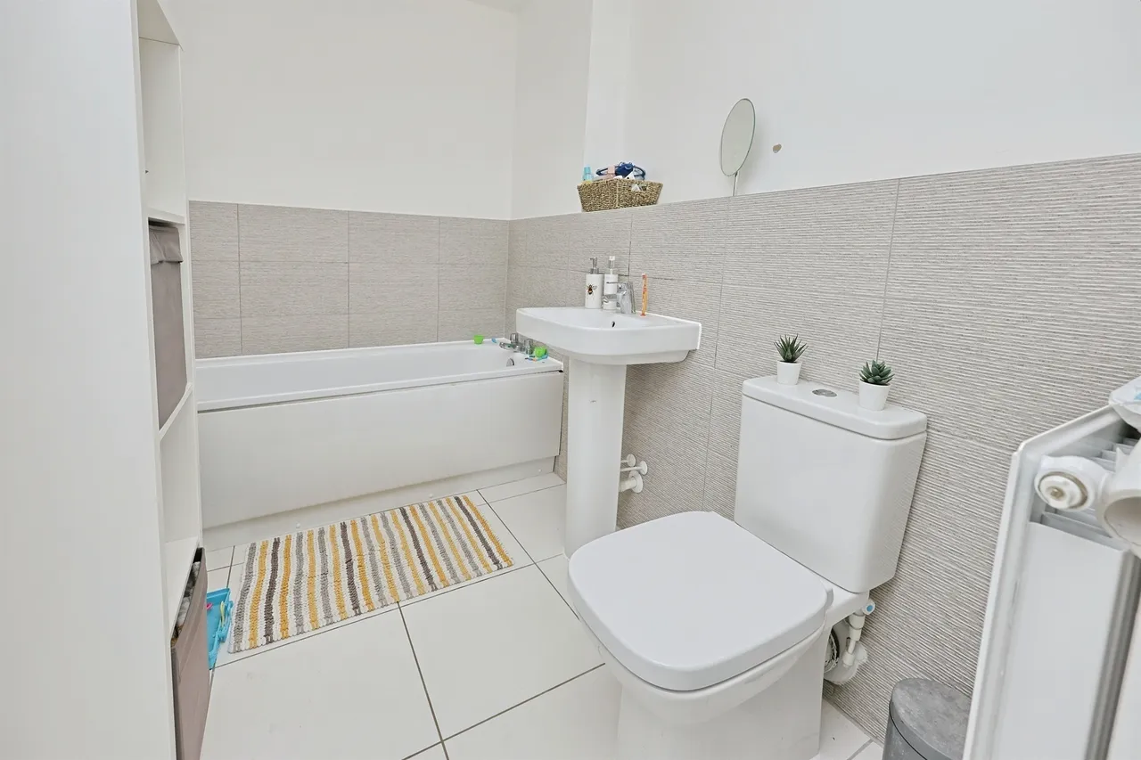 Velvet Close, Wymondham, NR18, photo 12