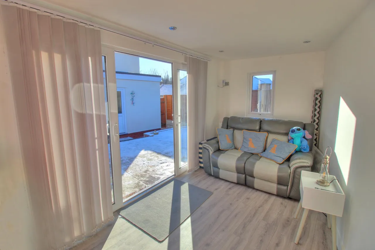 Brook Holloway, Stourbridge, DY9, photo 18