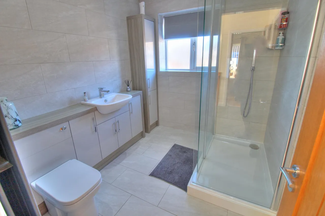 Brook Holloway, Stourbridge, DY9, photo 16