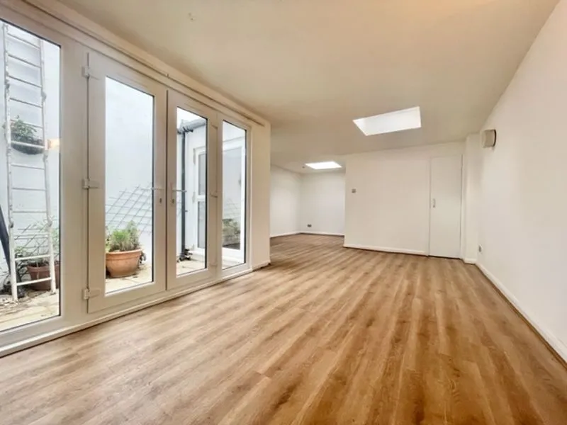 1 bed flat to rent — Long Lane, London SE1 4PH