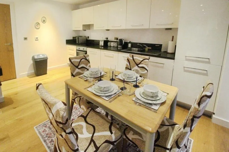 Railway Terrace, Slough, SL2, photo 5