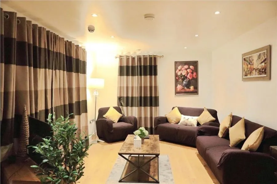 Railway Terrace, Slough, SL2, photo 4
