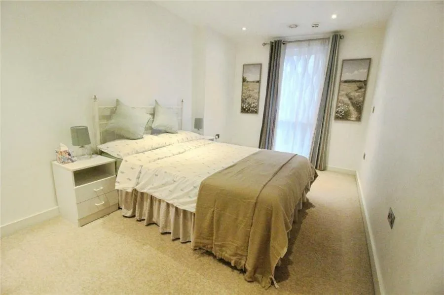 Railway Terrace, Slough, SL2, photo 8