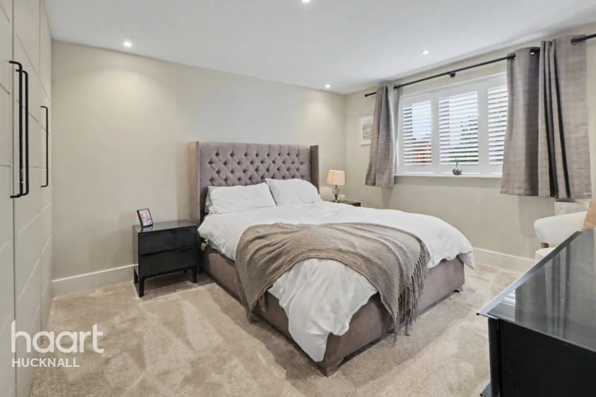 Thoresby Dale, Nottingham, NG15, photo 41