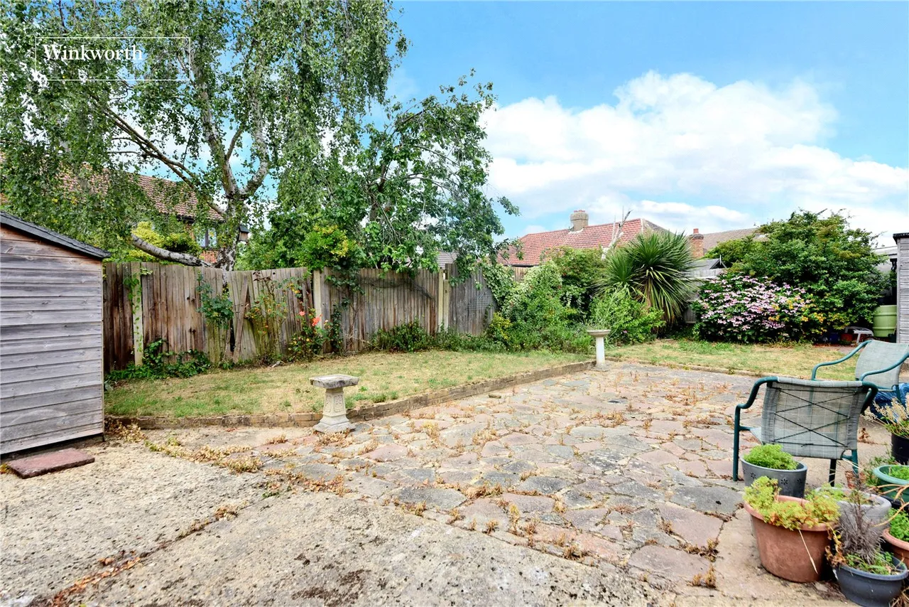 Langley Avenue, Worcester Park, KT4, photo 16