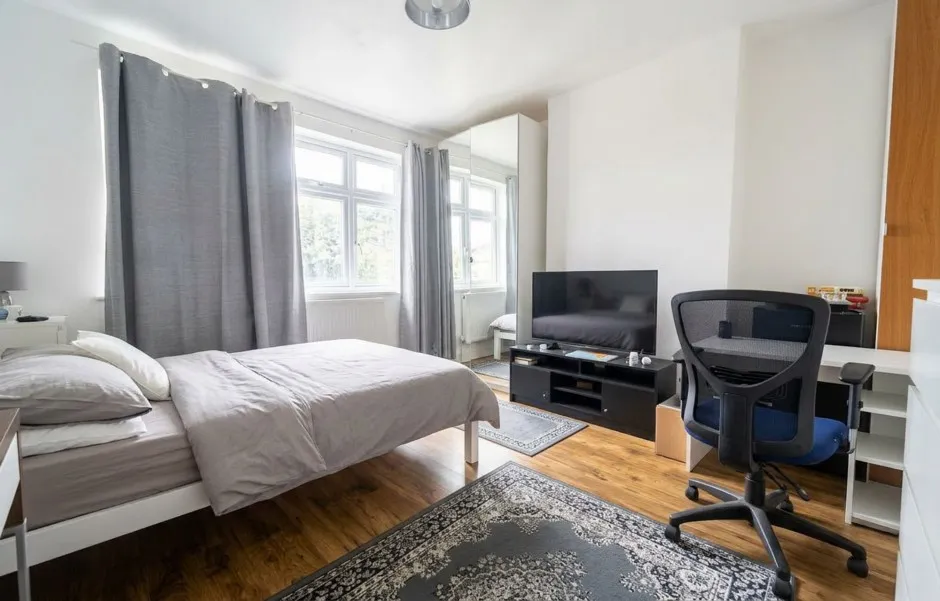 St. Stephens Road, Yiewsley, UB7, photo 15