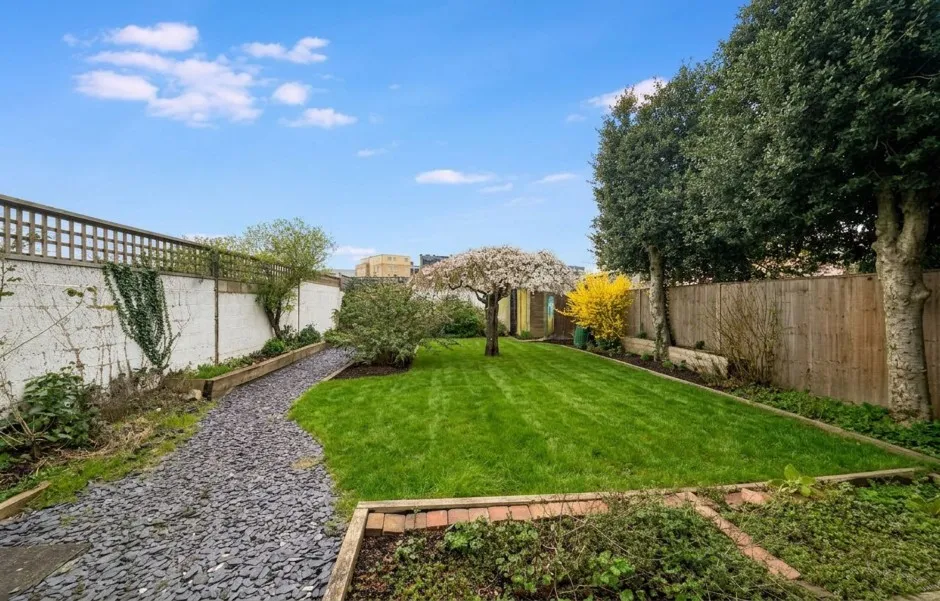 St. Stephens Road, Yiewsley, UB7, photo 18
