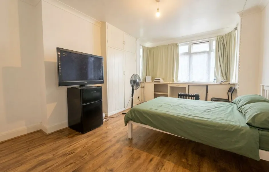 St. Stephens Road, Yiewsley, UB7, photo 6