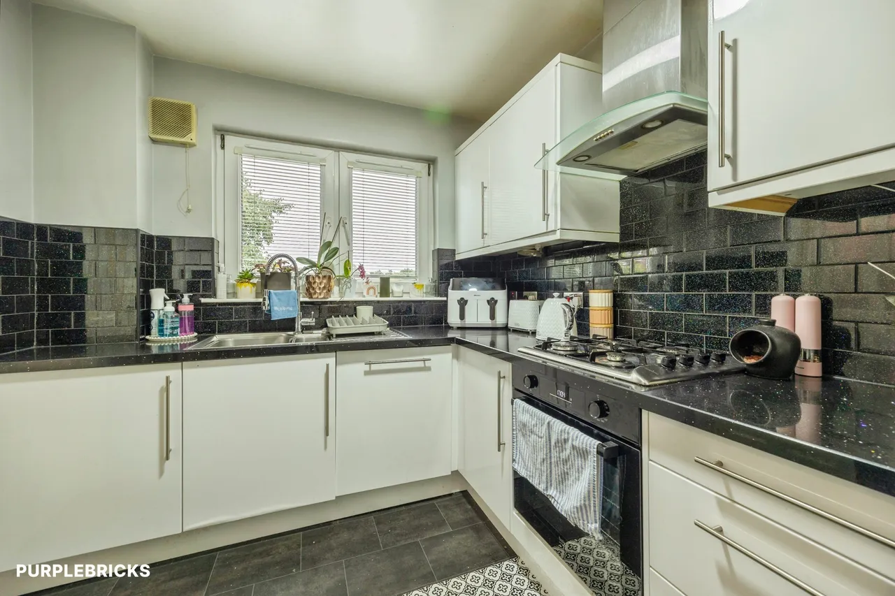 Haymarket Crescent, Livingston, EH54, photo 9