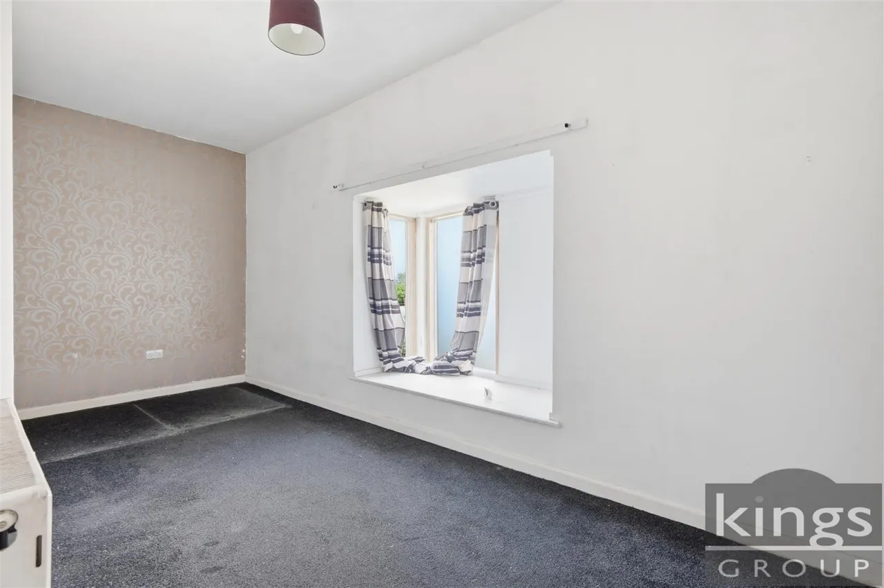 Seven Sisters Road, London, N15, photo 7