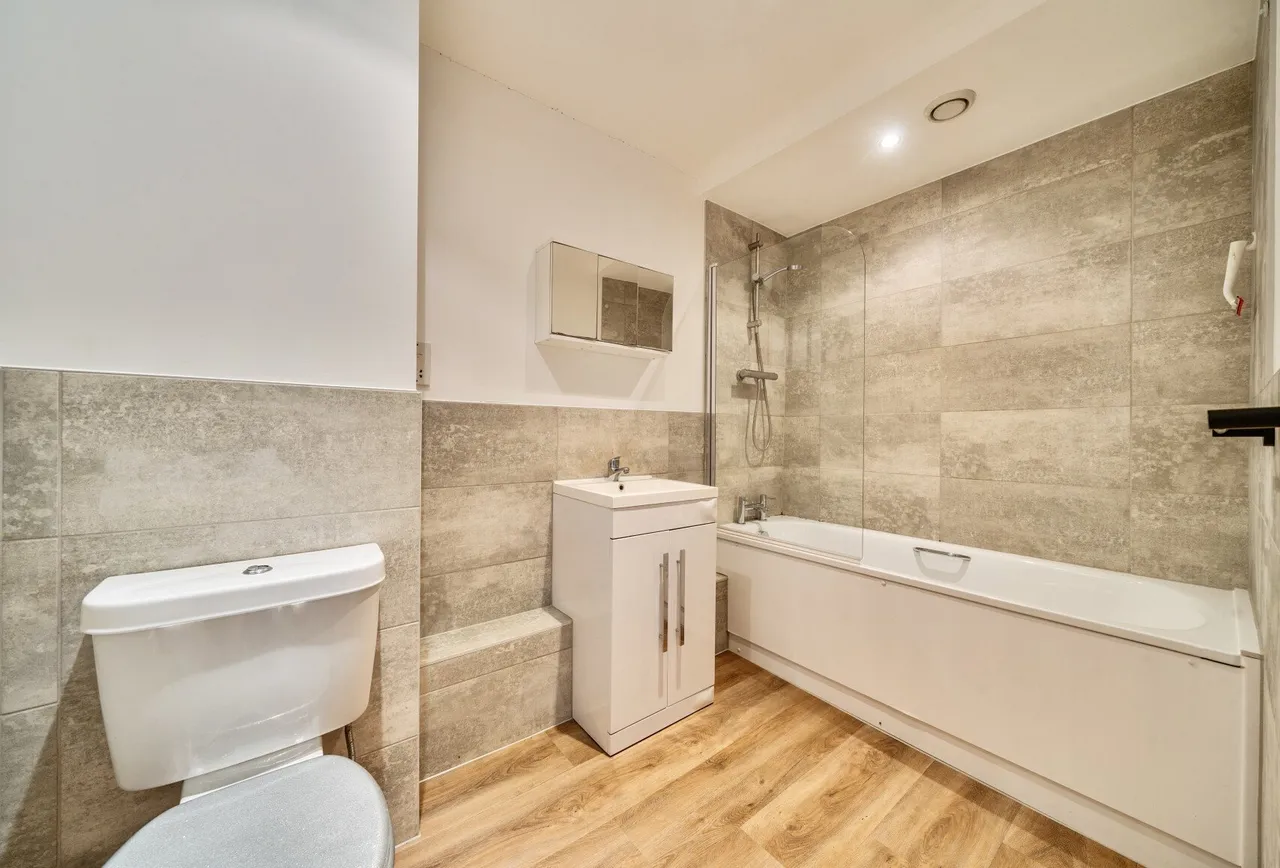 Waterloo Road, Bristol, BS2 0PL, photo 9