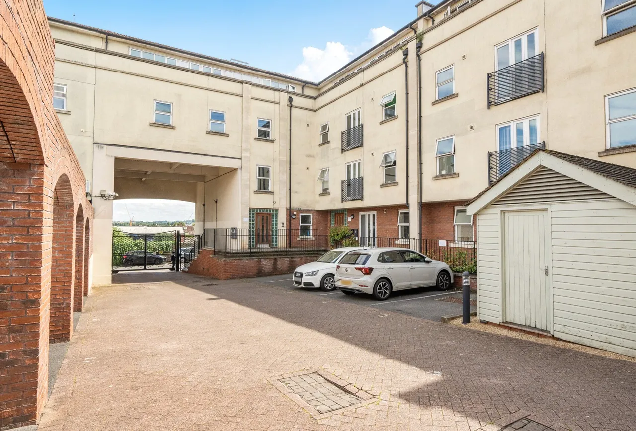 Waterloo Road, Bristol, BS2 0PL, photo 11