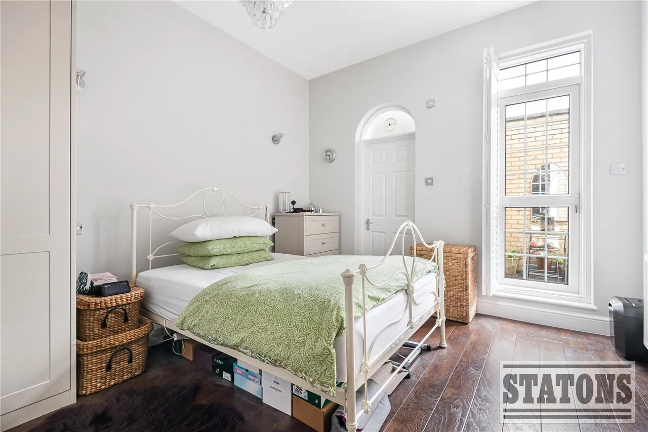 Rydal Mount, Santers Lane, Potters Bar, Hertfordshire, EN6 2SP, photo 3